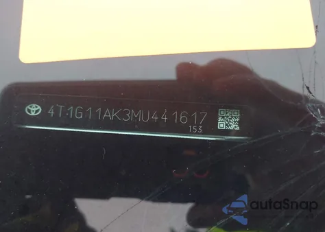 2021 Toyota Camry Se z USA, uszkodzony, nr VIN 4T1G11AK3MU441617